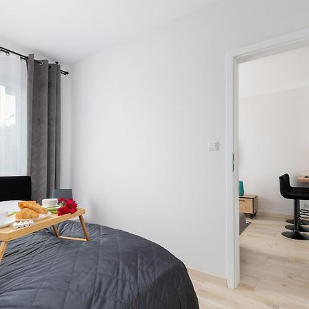 Sunny Apartments With Parking & Balcony Luzycka By Noclegi Renters 斯维诺乌伊希切 外观 照片